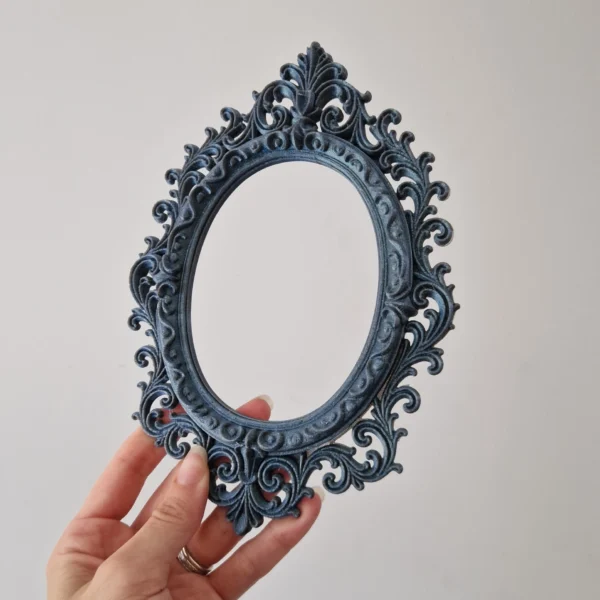Oval Gothic Frame
